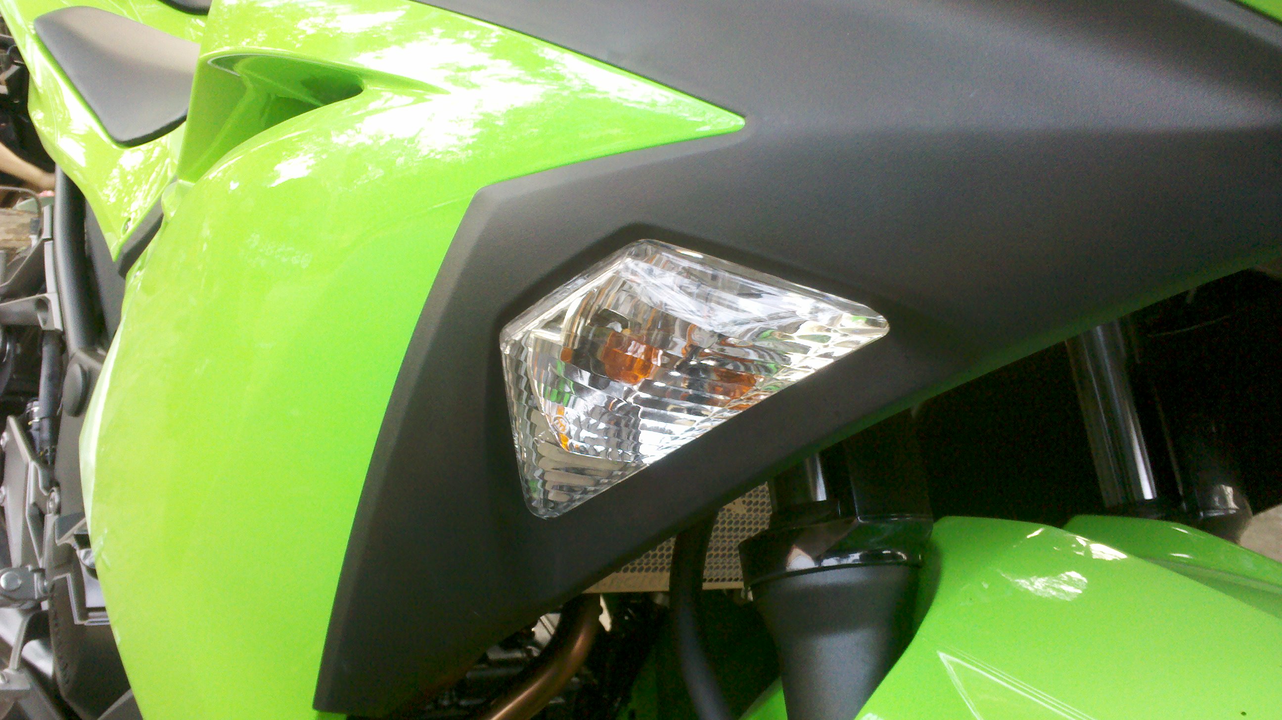 2013 Kawasaki Ninja 250 Fi Riding Impression Part 1 First Look